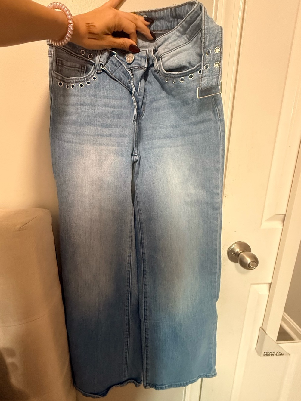 Women’s Light Blue Wide-Leg Jeans with Eyelet Detail